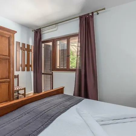 Rakovac Guest house 3*