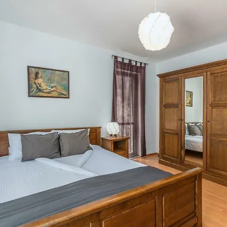 Guest house Rakovac 3*